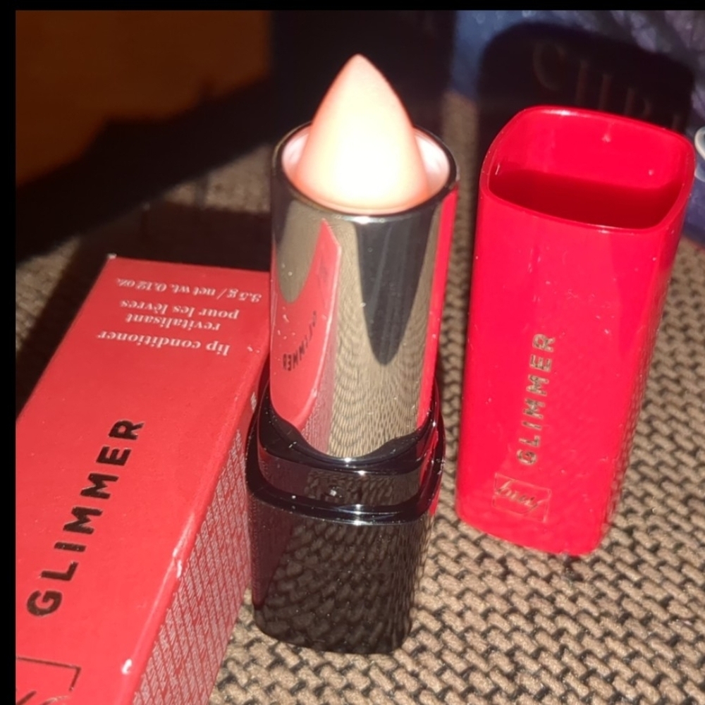 Avon Fmg Glimmer Lip Conditioner